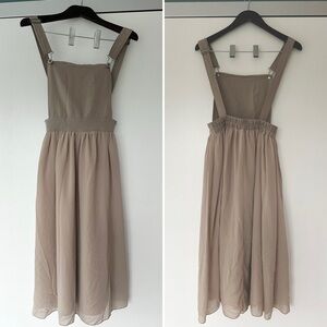 Womens small Beige Sleeveless Dress